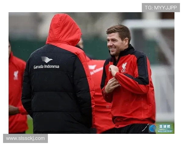 神复刻!威尔希尔的胜利三拳,藏着渣叔的足球热血 神复刻!威尔希尔的胜利三拳,藏着渣叔的足球热血